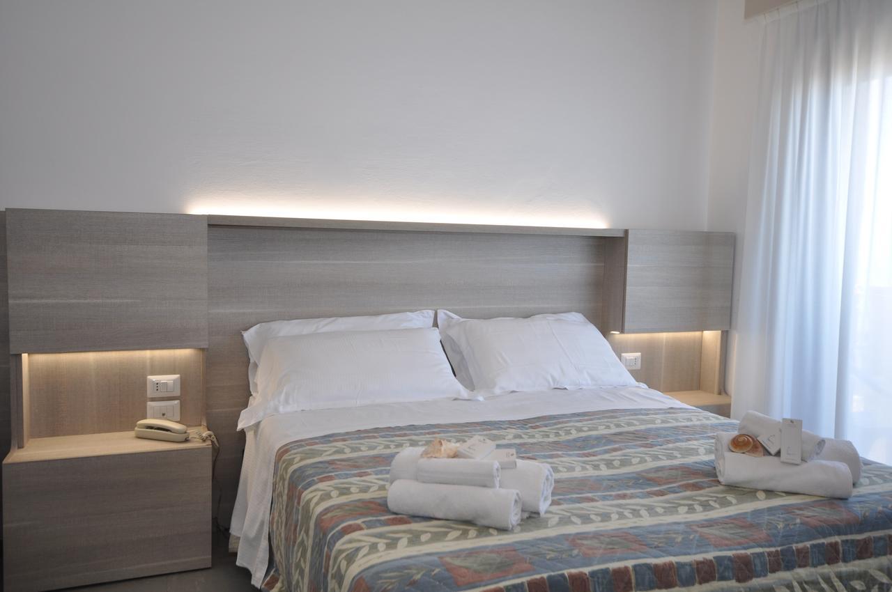 Hotel Alhambra Rimini Ngoại thất bức ảnh